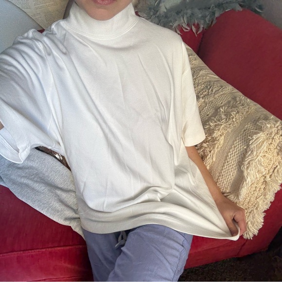 Tops - White Turtleneck Short Sleeve Top